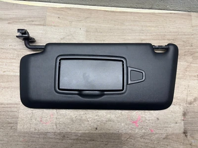 VISEIRA SOLAR DIANTEIRA ESQUERDA DO LADO DO MOTORISTA MERCEDES BENZ C300 C43 C63 OEM 15-21 - Imagem 1 de 4