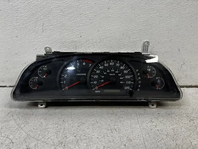 2005-2006 Toyota Tundra V8 A/T cluster speedometer tach gauges instrument panel  - Image 1 of 4