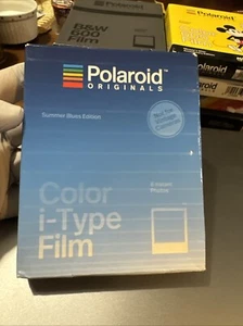 Polaroid I-type Film Summer Blues Edition (2019) - Picture 1 of 6