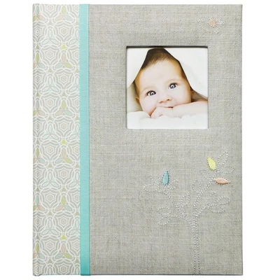 Libro de recuerdos para bebés CR Gibson Record Memories e hitos de los primeros 5 años Foto 1 de 4