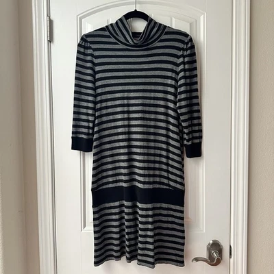 Juicy Couture Y2K 灰色黑色条纹针织高领连衣裙 L 码美国制造 — 第 1/4 张图片