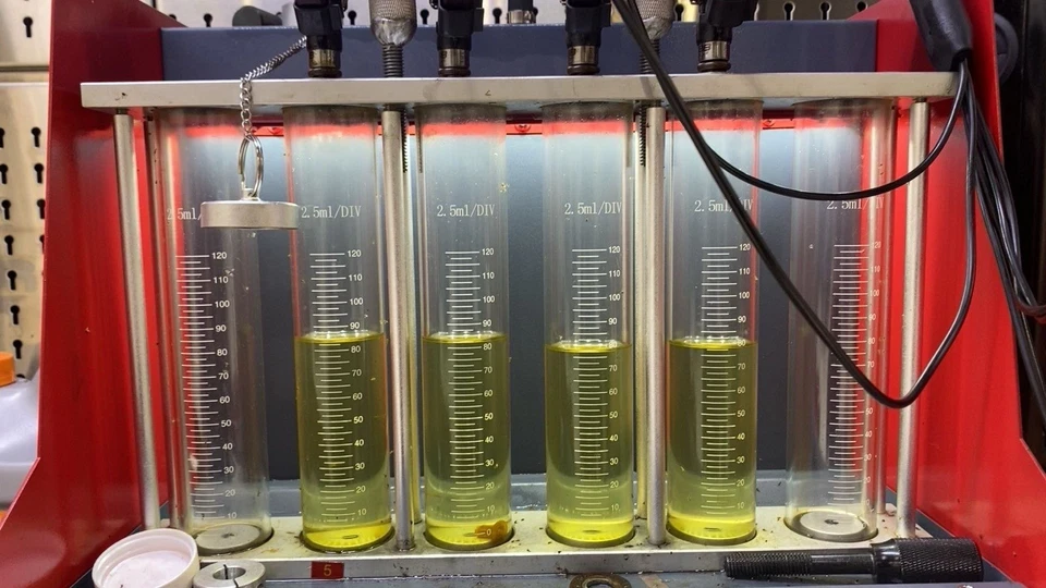 Inyector Dynamics ID1300x para Subaru WRX STI Foto 1 de 1