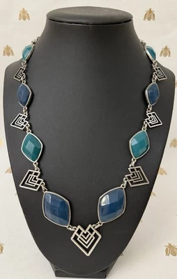Collar de plata reversible geométrico piedras azules y verdes facetadas marca Lucky Foto 1 de 4