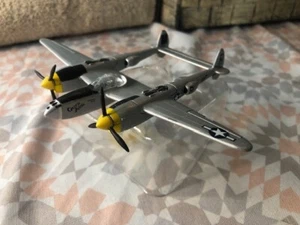 Model Power P-38 Lightning, senza supporto - Foto 1 di 3