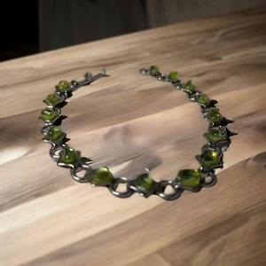 Bracelet peridot Stones on metal links 7 in - Picture 1 of 4
