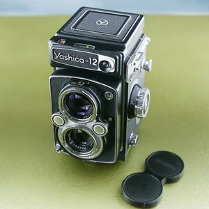 YASHICA 12 TLR, 6x6 Yashinon 3,5 / 80 Japon 1967-68 défectueux ☆ - Photo 1/13