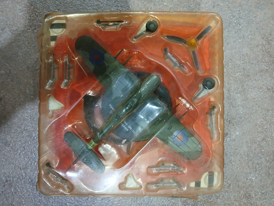 Aerei 1/72 Militare Hawker Typhoon RAF Royal Air Force UK II Guerra Mondiale - Immagine 1 di 1