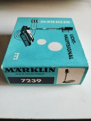 MARKLIN 7239 - SEGNALE LUMINOSO PRINCIPALE - SEMAFORO - H0 - BOX ORIGINALE - Immagine 1 di 2