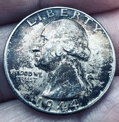 1944-P WASHINGTON QUARTER~CIRCULATED ~PHILADELPHIA MINT ~ TONING ~ ESTATE FINE! - Image 1 of 4