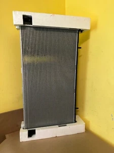 Radiador Spectra Premium CU2795 nuevo caja abierta - Imagen 1 de 17