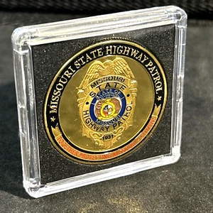 Moneda de Desafío SOLDADO DE PATRULLA DE CARRETERAS DEL ESTADO DE MISSOURI 40 mm con estuche ¡NUEVO! - Imagen 1 de 10