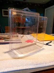 Protech Clamshell McFarlane Sport Figuren 10,5" B x 10,75" L x 3,5" T Menge 10 - Bild 1 von 1