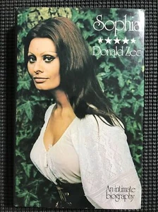 Sophia ~ An Intimate Biography By Zec, Donald 1975 (HCDJ) Like New!!! - Picture 1 of 4