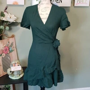 Neu mit Etikett Alive Girl smaragdgrünes Wickelkleid - Bild 1 von 8