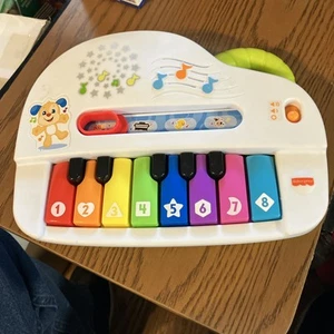 Fisher Price Laugh And Learn Silly Sounds Light Up Piano Toddler Toy Keyboard - Picture 1 of 4