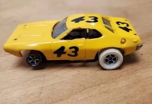 AFX Plymouth Road Runner #43 HO Slot Car Yellow RARE! - Picture 1 of 5