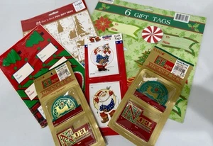 Lote de 6 juegos mixtos de etiquetas y etiquetas de regalo de Navidad vintage - Imagen 1 de 4