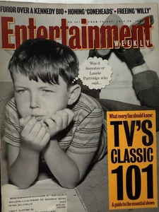 Entertainment Weekly Magazine Fri Jul 30, 1993 TV’S Classic 101-Coneheads  - Picture 1 of 1