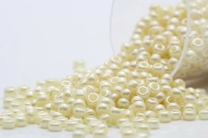 Miyuki Round Rocailles 11/0 Ivory Cream Pearl Ceylon Seed Beads RR-441 - Picture 1 of 2
