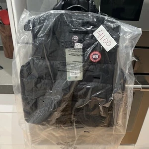 New NWT Canada Goose Cypress Down Vest. Size Medium. Color Black - Picture 1 of 6