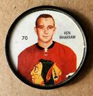 1960-61 pièce de hockey en plastique Shirriff #70, Ken Wharram, Chicago Blackhawks