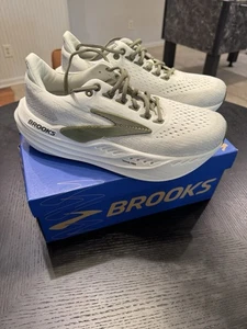 MINT Brooks Glycerin Max Mens 9.5 Gray Olive Athletic Running Shoes Sneakers - Picture 1 of 7