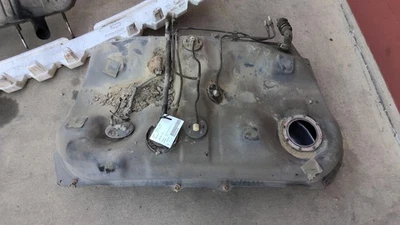 Used Fuel Tank fits: 2001 Lexus RX300 from 7/00 Grade A Foto 1 de 4