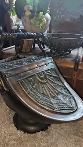Late Victorian Large Coal Scuttle Log Box Hand Crafted Art Nouveau Designs - Picture 1 of 24