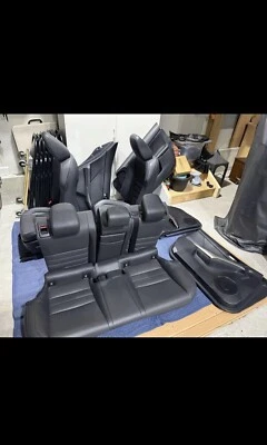 Juego interior negro Lexus IS 2014-2020 Foto 1 de 4