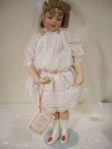 The Hamilton Collection, Maud Humphrey Bogart "Playing Bride" 16 1/2" pollici Porce - Foto 1 di 5