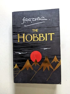 2020 Paperback The Hobbit by J.R.R Tolkien Lord of The Rings - Picture 1 of 9