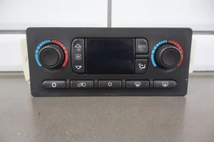 03-07 Interruptor de panel de control de clima automático Hummer H2 sin bisel - Imagen 1 de 16