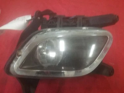 Driver Corner/Park Light Fog-driving Bumper Mounted Fits 09-10 GENESIS 762663 - Image 1 of 4
