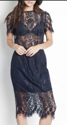 Nuevo con etiquetas Vestido Stylestalker REVOLVE Azul Marino Encaje MIDI Transparente Talla XS $190 Foto 1 de 4