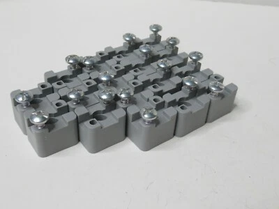 (NEW - Lot of 17) PHOENIX CONTACT AB/SS AB-SS Contact Support Bracket W/Screw - Image 1 of 4