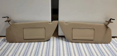 2002-2004 Ford F250 F350 Sun Visor Parchment Tan Beige Pair Set Illuminated - Image 1 of 4
