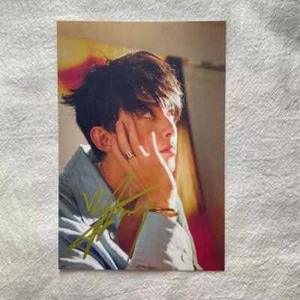 Wu Lei Autographed Photos Gift To Friends 6 Inch Poster 吴磊签名照 - Picture 1 of 13