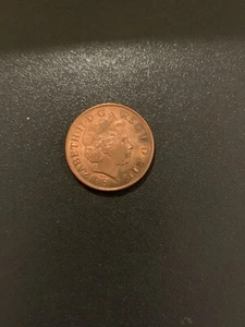 2008 UK 2 Pence Coin Brillant 1 side patina on other - Picture 1 of 11