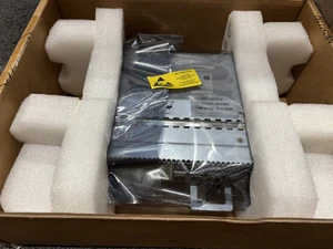 Q2R35-62001 HPE D8000 Dual I/O Module Option Ki. | REF - Afbeelding 1 van 1