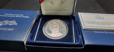 2009 P Abraham Lincoln Bicentennial Proof Commem 90% Silver Dollar With OGP/COA - Image 1 of 4