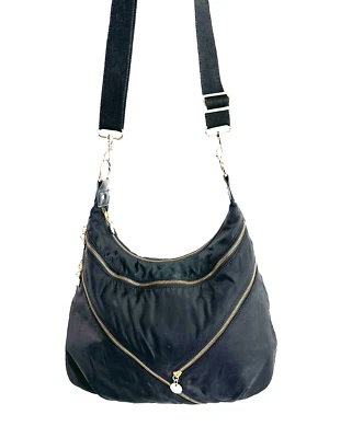 Сумка через плечо Alexis Hudson черная нейлоновая большая латунь логотип подвески боковой карман - Изображение 1 из 4