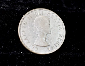 MONEDA DE 50 CENTAVOS CANADÁ 1956 - Imagen 1 de 8