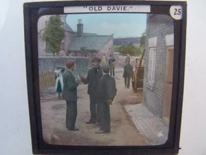 Magic Lantern Slide Glass (archivo DDF) Old Davie por favor desplácese hacia abajo - Imagen 1 de 1