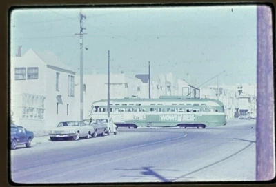 Tranvía San Francisco MUNI en intersección c.1970 35 mm Foto 1 de 3