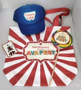SDCC Comic-Con 2024 Abbott Elementary Exclusive Tote Bag, Hat, Card, Giant Loli - Picture 1 of 6