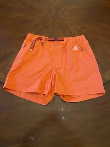 NIKE ACG WOVEN SHORTS MENS SZ L ORANGE FN2430-633 LOOSE FIT ABOVE KNEE SHORTS - Picture 1 of 11