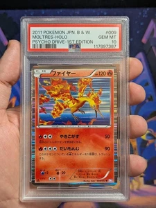 PSA 10 Moltres Holo 1st Edition Psycho Drive BW3 009/052 Japanese Pokémon Card - Bild 1 von 3