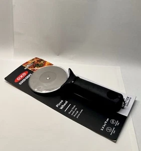 OXO Good Grips Pizza Wheel Cutter, 3.5” Wheel, Silicone Handle, Black, Brand New - Picture 1 of 4