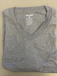 True Classic Men's Short Sleeve V-Neck Tee. Medium Tall. Grey. NIB. TCT4504 - Picture 1 of 4