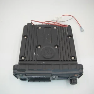 Motorola APX 4500 900MP Radio Tested For Power Only! For Parts Or Repair. - Zdjęcie 1 z 6